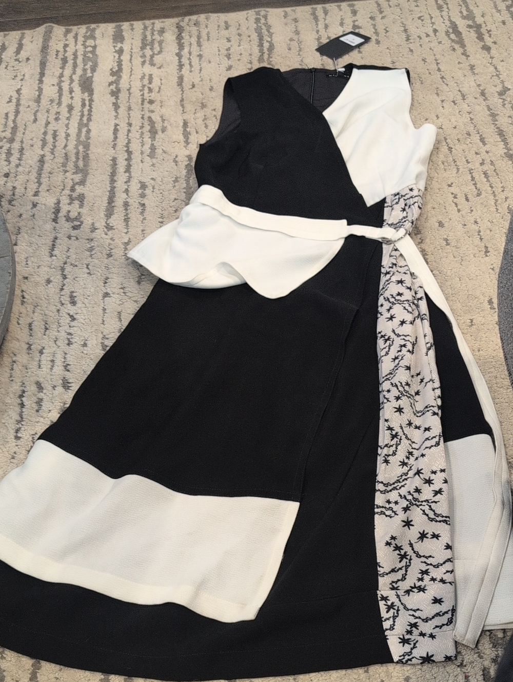 NWT Marlowe Black And White Wrap Dress